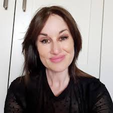 Dr Felicity Healey-Benson BSc, PGCE, MBA, MA (HRM), DBA, FHEA