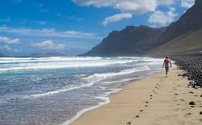 Maybe you would like to learn more about one of these? Mejores Playas Nudistas De Lanzarote