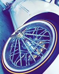 Aaron Curls (aaroncurls75)