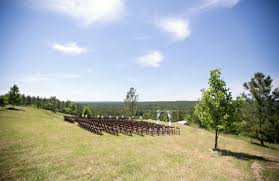 Treat yourself to a new tv! Heaven Hill Wedding Venue At Russell Lands On Lake Martin