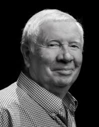 Przez wiele lat pracował jako nauczyciel akademicki. Michal Szewczyk Prezentacja Terazteatr