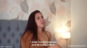 Luciana - Crtes - 19 years old Casting