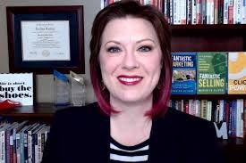 Karen Clontz's Instagram, Twitter & Facebook