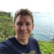 Frogman Friday again already! This one is brought to you courtesy of  pictures taken during an @outerlimitsgmbh experience week. We can't wait to  be at the next one in September!