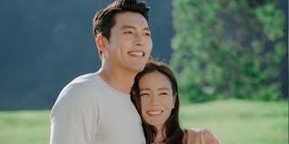 On january 10th, the two were wrapped up in dating rumors, claimed to have a vacation together hyun bin and son ye jin were colaborated in the movie 'negotiations', which was released last year. E8zysatmfzswom