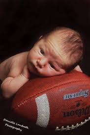 Danielle Landreth's Instagram, Twitter & Facebook