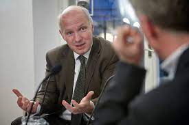 Standardní lhůta třiceti … the post podcast téma pavla fischera: Although We Are Doing Well We Still Find Reasons To Grumble A Discussion With Pavel Fischer On The State Of Society Bakala Foundation