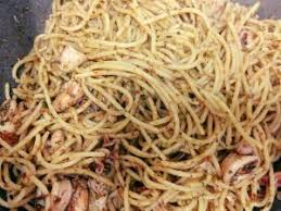 Cara membuat spaghetti aglio olio ala rumahan yang istimewa. Puan Nurha Bermurah Hati Kongsi Rahsia Resipi Spagetti Seafood Aglio Olio Nya Jadi Rebutan