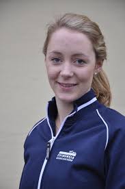 PRESENTATION AV VÅRA MEDARBETARE Denna vecka får ni träffa vår duktiga  veterinär Sofia Attin. Sofia har arbetat hos oss som veterinär sedan hon  tog examen 2014- först genom ett internship (en typ