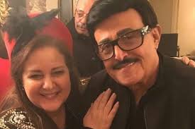 Jun 12, 2021 · ودنيا سمير غانم تتدخل 12 يونيو، 2021 12 يونيو، 2021 0 تكفل الفنان المصري أحمد مكي بعلاج الفنانة فاطمة كشري التي تعاني من خطأ طبي فادح، بعد العثور على شاش طبي في بطنها عقب خضوعها لعملية جراحية قبل. Vopn8wjqkxalbm