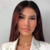 Vanessa Pineiro's Instagram, Twitter & Facebook