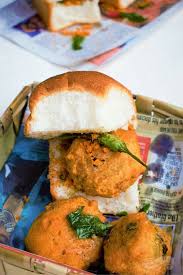 I have seen variety of chutneys being used by vada pav sellers in and around mumbai. Vada Pav