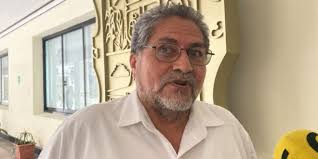 Constructores locales participan en licitaciones