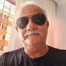 Walter Arruda's Instagram, Twitter & Facebook