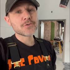 Oh hey buds! Quick little NWB...