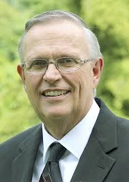 Bellevue superintendent: Failing schools sends 'wrong message'