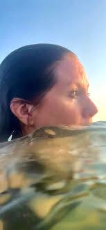 The wind won this selfie attempt ☺️