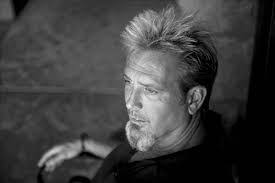 David Mau's Instagram, Twitter & Facebook