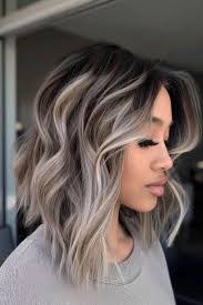 Kendra Holt's Instagram, Twitter & Facebook