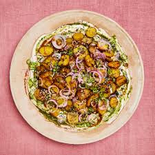 Ten Yotam Ottolenghi Recipes Perfect For Australian Springtime En 2020 Recette Pomme De Terre Au Four Idee Repas
