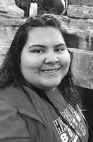 Alice Niles's Instagram, Twitter & Facebook