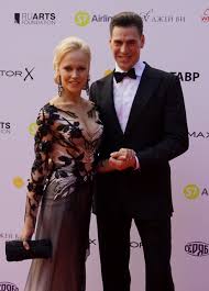 Самые драматичные моменты выпуска от 21.06.2021 Dmitrij Dyuzhev Povedal Kak Zhena Uchila Ego Nosit Zhivot