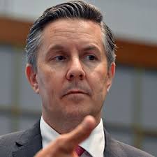 Back safeguard mechanism to 'put climate wars behind us', Labor urges  Coalition and Greens