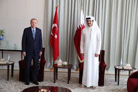 مثله مثل أي مواطن تركي (بالصور). Ø£Ù…ÙŠØ± Ù‚Ø·Ø± ÙŠØ¨Ø­Ø« Ù…Ø¹ Ø£Ø±Ø¯ÙˆØºØ§Ù† Ø§Ù„Ø¹Ù„Ø§Ù‚Ø§Øª Ø§Ù„Ø§Ø³ØªØ±Ø§ØªÙŠØ¬ÙŠØ© Ø§Ù„Ø®Ù„ÙŠØ¬ Ø£ÙˆÙ†Ù„Ø§ÙŠÙ†