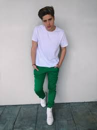 destiny conrad (@iconicdesires)