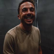 Dave Herndon's Instagram, Twitter & Facebook