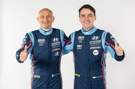 The latest tweets from @michelisz Hmsgofficial On Twitter Wtcr Augustofarfus And Nickcatsburg Will Compete For The Brc Hyundai N Lukoil Racing Team In Fia Wtcr 2019 Hmsgofficial Https T Co Dgu8qkevvz
