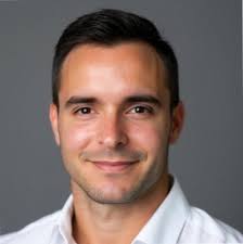 Navigate AI Bias: Steps for Fairer Algorithm Outcomes