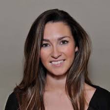 Catherine Elmore's Instagram, Twitter & Facebook