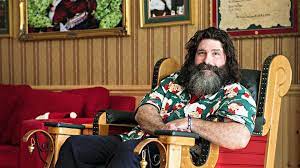 Wrestler Mick Foley S Long Island Home For The Holidays Wsj