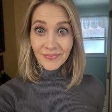 Jessica Gilchrist's Instagram, Twitter & Facebook