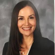 Sarah Tuthill's Instagram, Twitter & Facebook