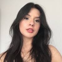 Michelle Travinski's Instagram, Twitter & Facebook