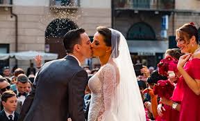 Renata lusin überrascht mit neuem styling. Traumhochzeit In Verona Deutscher Tanzsportverband E V