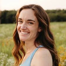 Erin Hinebaugh's Instagram, Twitter & Facebook