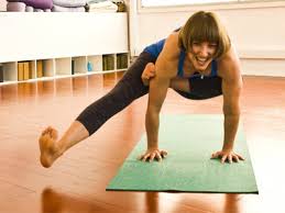 Le 4 cartoline a6 di questo set sono state prodotte in modo ecologico. Bikram Yoga Try This From All In London