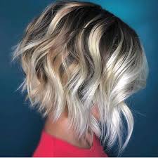 The blend of blonde color with short haircut will give you a modern look that you can flaunt anywhere. Blonde Balayage Short Hair Looks