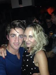 Explore tweets of hugo kennis @hugokennis on twitter. Hugo Kennis Twitterren Party Zoolborrel A1000000faces Kimberleyklaver Kater Http T Co 9pxb0ldcmm