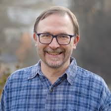 Help me choose a good Linux distro for running darktable and OBS studio