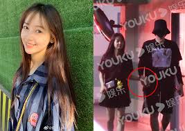 His mother's name is wu xiuqin. Spotted Former Exo Member Kris Wu Holding Hands With A Mystery Woman Entertainment News Asiaone