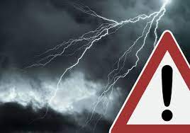 Die letzten sommer zeigten es deutlich, wie wichtig eine unwetterwarnung ist. Unwetterwarnung Heute Heftige Gewitter Morgen Starkregen Und Schnee