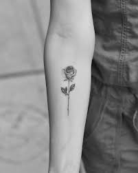 Single Needle Rose By Drag Ink Nyc Tattoos Small Rose Tattoo Rose Tattoos