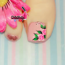 Empezamos con las tendencias 2020 de uñas decoradas de pies donde se mezclan colores, técnicas y estilos como es este modelo en rosa, con francesa en. Nails Ivette Home Facebook