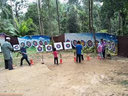 Kawasan ini juga ada amfiteater, surau, trek hutan dan kemudahan barbeku. Pertama Kali Bawa Family Berkunjung Ke Taman Botani Negara Shah Alam