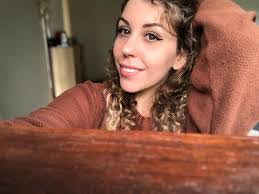 Tia Barnes's Instagram, Twitter & Facebook