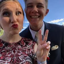 ✨ P R O M ✨ Sorry for the late post 😬 Anyway, I had the TIME OF MY LIFE!  Thanks to my date, Lizzie, You looked GORGEOUS and I'm beyond grateful